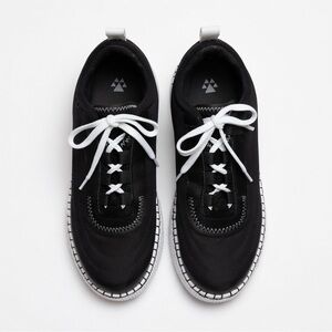 Cougar Black Athletic Shoes with White Laces